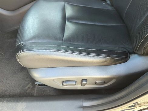 Certified 2019 Nissan Rogue SL w/ Premium Package image 30