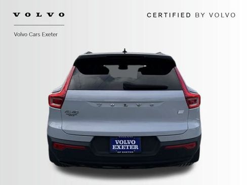 Certified 2022 Volvo XC40 P8 Recharge Ultimate image 4