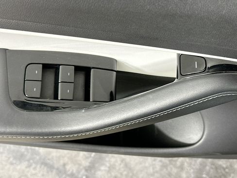 Used 2018 Tesla Model 3 Long Range AWD/4WD image 15