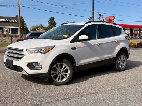 Used 2018 Ford Escape SE AWD/4WD image 2