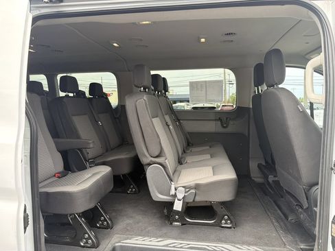 Used 2025 Ford Transit 350 XLT RWD image 18