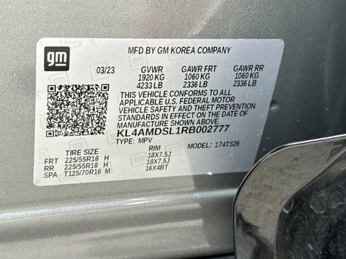 Used 2024 Buick Encore GX Sport Touring w/ Advanced Technology Package FWD image 34