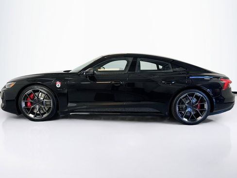 New 2026 Audi RS e-tron GT performance image 8