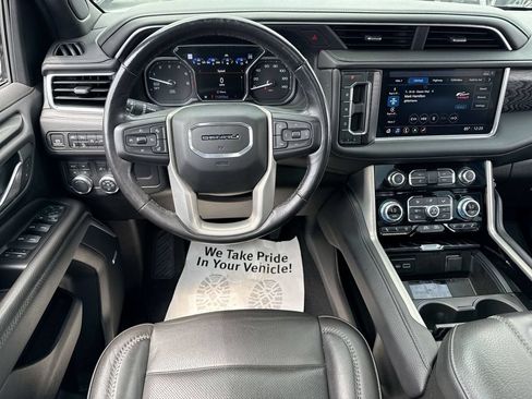 Used 2021 GMC Yukon Denali w/ Denali Premium Package AWD/4WD image 14