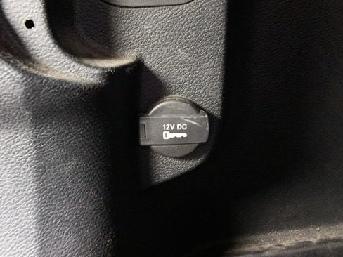 Used 2016 Jeep Cherokee Limited AWD/4WD image 23