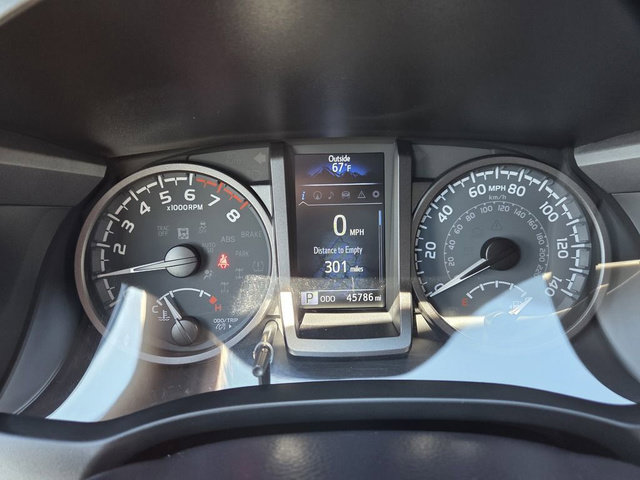 Used 2022 Toyota Tacoma TRD Pro AWD/4WD image 23