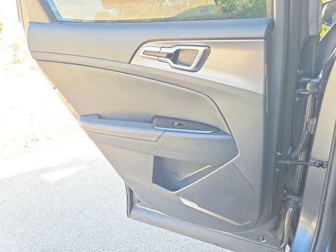 Used 2024 Kia Sportage SX Prestige image 10