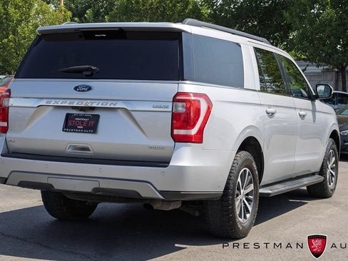 Used 2018 Ford Expedition Max XLT w/ Equipment Group 202A AWD/4WD image 19