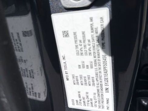 Used 2023 Tesla Model 3 Standard Range image 11