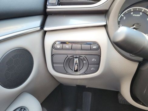 Used 2025 INFINITI QX50 Luxe image 38