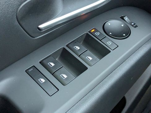 New 2026 Hyundai Tucson SE image 22