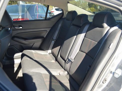 Used 2024 Nissan Altima 2.5 SR w/ SR Premium Package image 34