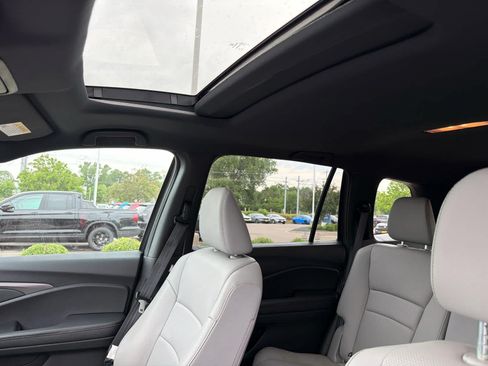 Certified 2023 Honda Passport EX-L image 10