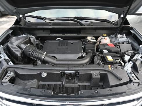 Used 2023 GMC Acadia SLE w/ Driver Convenience Package image 21