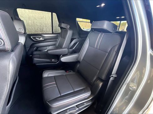 Used 2024 Chevrolet Tahoe RST w/ RST Performance Edition image 19