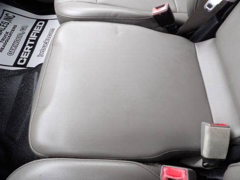 Used 2019 Ford F250 XL w/ Power Equipment Group image 27