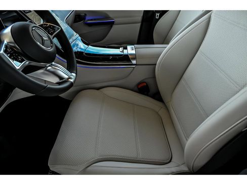 New 2026 Mercedes-Benz GLC 350e 4MATIC image 9