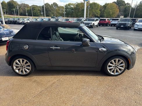 Used 2020 MINI Cooper S w/ Premium Package image 2