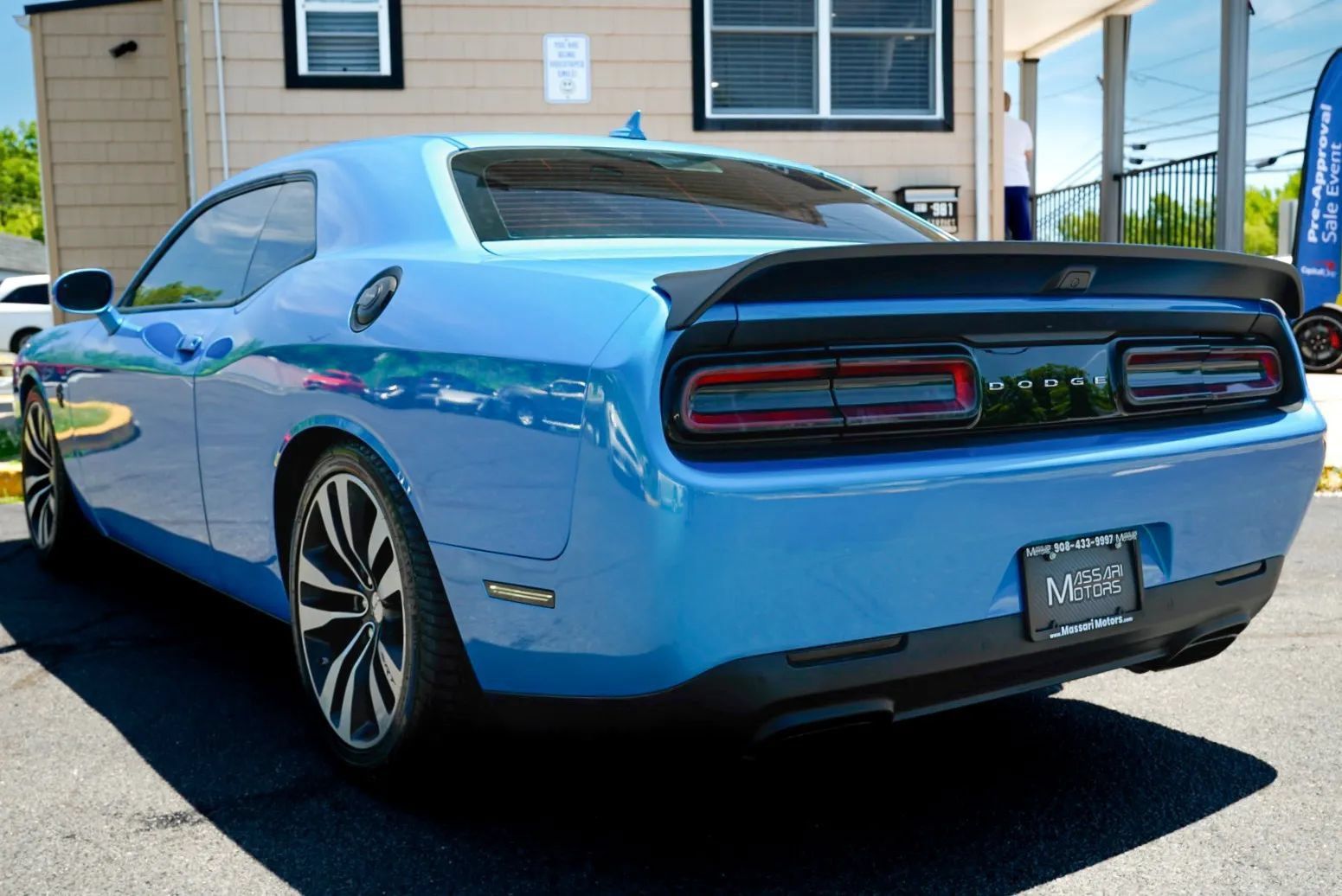 Used 2023 Dodge Challenger SRT Hellcat w/ Driver Convenience Group RWD image 7