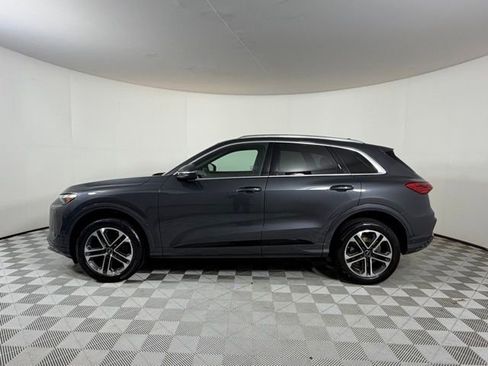 Used 2025 Audi Q5 Premium w/ Convenience Package AWD/4WD image 4