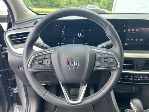Used 2024 Buick Encore GX Avenir w/ Avenir Convenience Package image 11