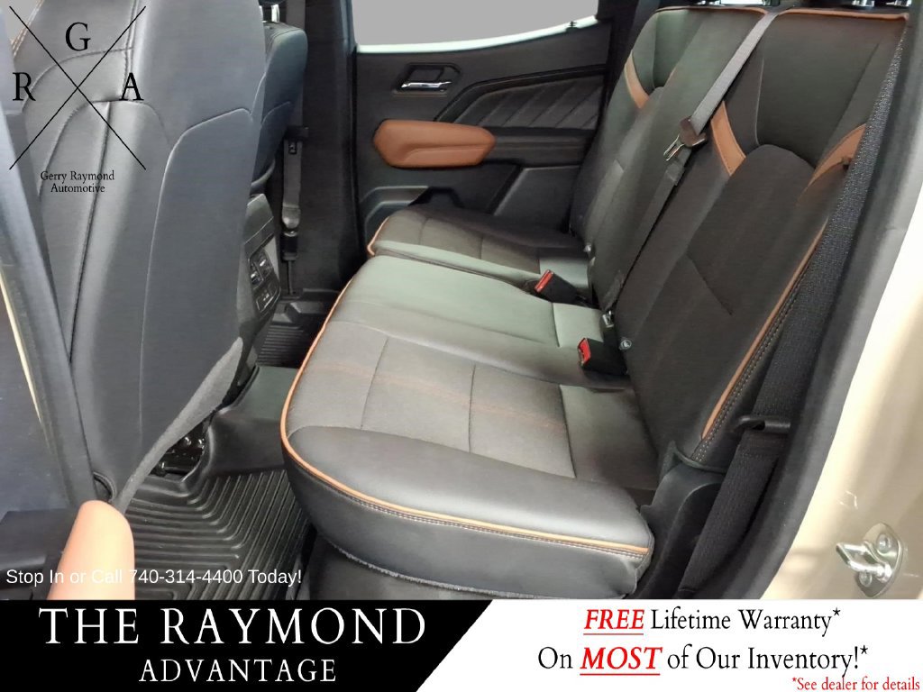 Used 2024 GMC Canyon AT4 w/ Technology Package AWD/4WD image 15