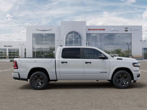 New 2026 RAM 1500 4x4 Crew Cab image 47