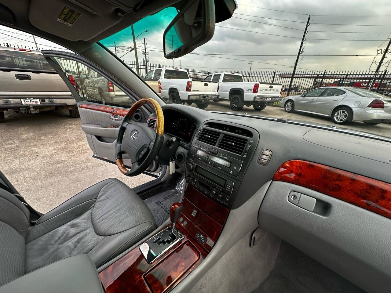 Used 2004 Lexus LS 430 RWD image 56