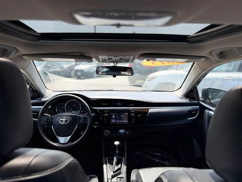 Used 2015 Toyota Corolla LE Premium FWD image 21