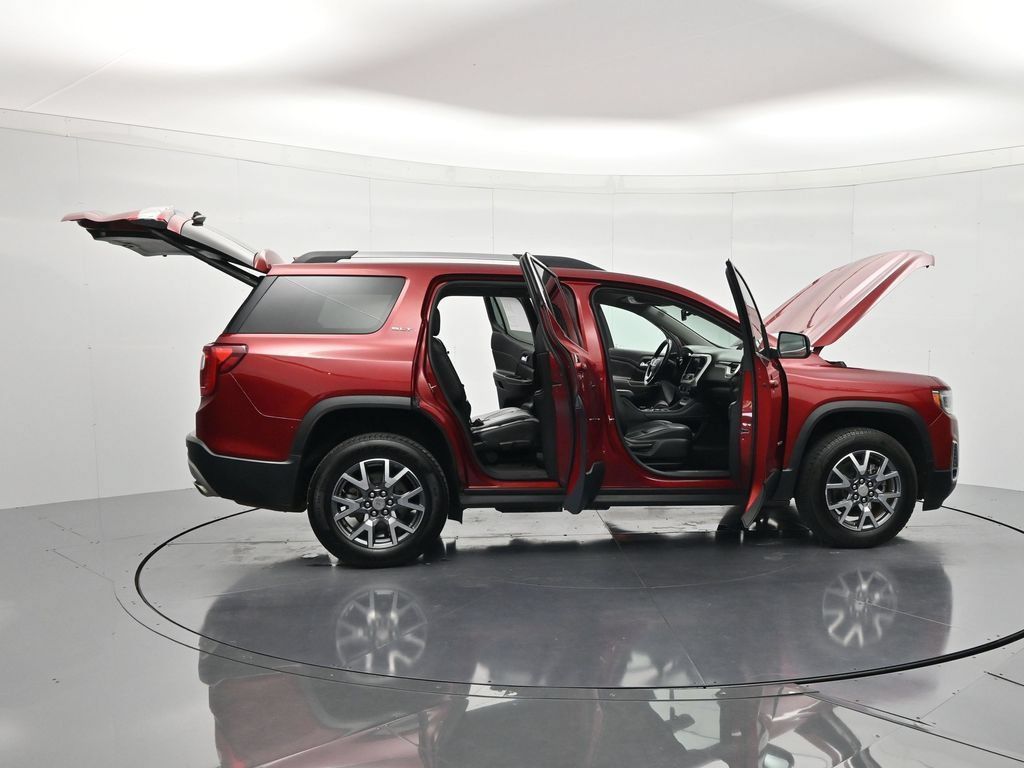 Certified 2023 GMC Acadia SLT FWD image 50