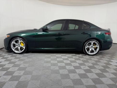 Used 2021 Alfa Romeo Giulia Ti Sport RWD image 2