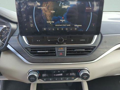 Certified 2023 Nissan Altima 2.5 SL image 29