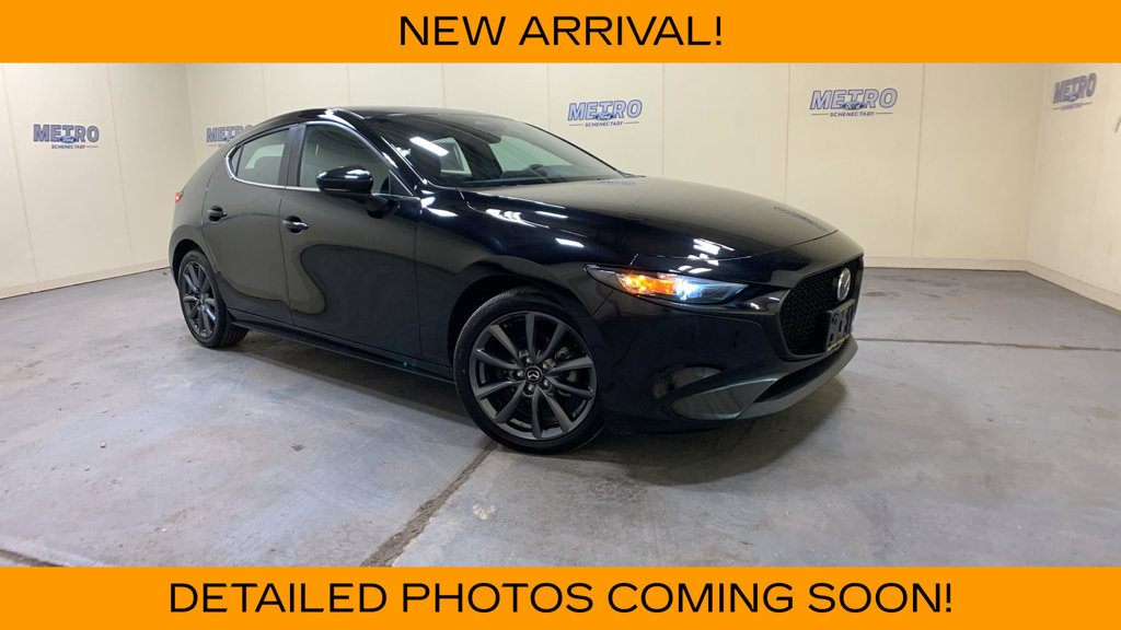 Used 2025 MAZDA MAZDA3 s FWD image 1
