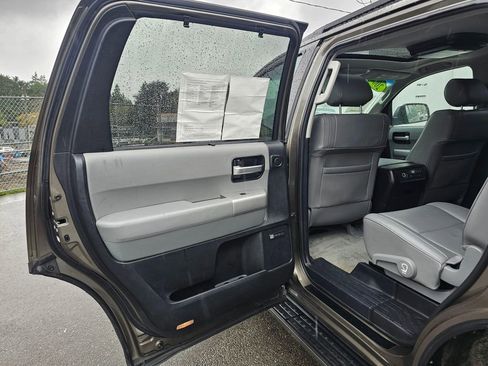 Used 2008 Toyota Sequoia Limited AWD/4WD image 14