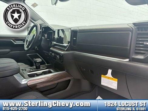 New 2026 Chevrolet Silverado 1500 RST w/ Redline Edition AWD/4WD image 11