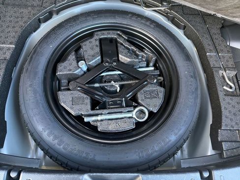 Certified 2023 Subaru Crosstrek 2.0i Premium image 28