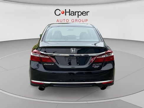 Used 2017 Honda Accord Sport image 4