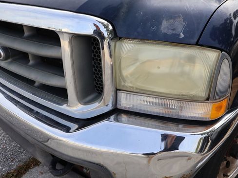 Used 2002 Ford F250 XLT AWD/4WD image 3