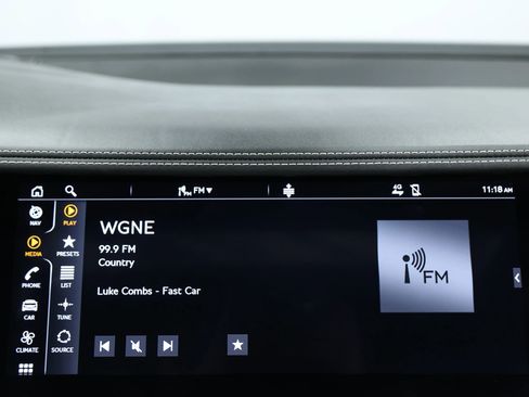 Used 2020 Bentley Flying Spur W12 image 38