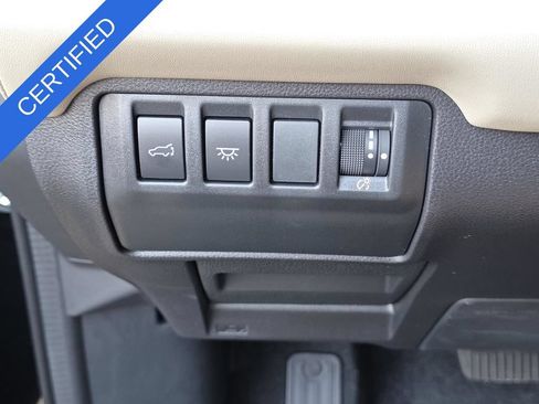 Certified 2025 Subaru Ascent Limited AWD/4WD image 32