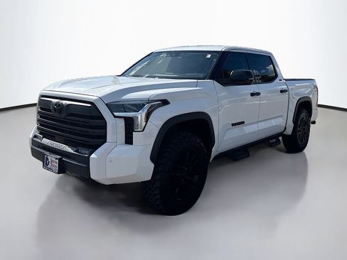 Used 2023 Toyota Tundra SR5 w/ SR5 Convenience Package RWD image 3