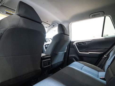 Used 2024 Toyota RAV4 LE image 28