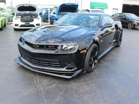 Used 2014 Chevrolet Camaro Z/28 RWD image 2