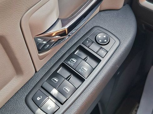 Used 2012 RAM 1500 Lone Star AWD/4WD image 31