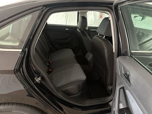 New 2026 Volkswagen Jetta SE FWD image 15