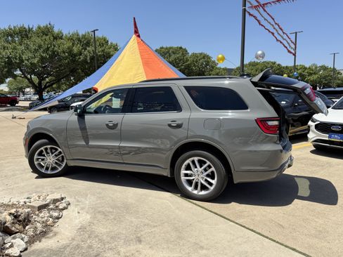 Used 2024 Dodge Durango GT image 12