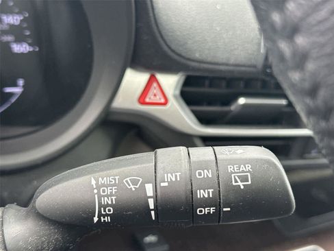 Used 2021 Toyota Sienna XLE w/ XLE Plus Package AWD/4WD image 21