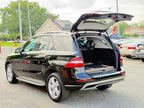 Used 2015 Mercedes-Benz ML 350 4MATIC w/ Premium 1 Package image 31