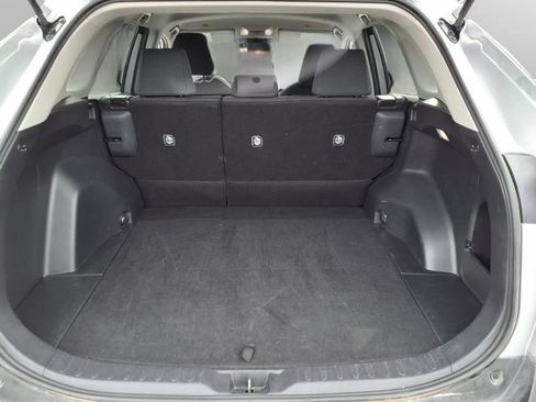 Used 2025 Toyota RAV4 LE AWD/4WD image 27