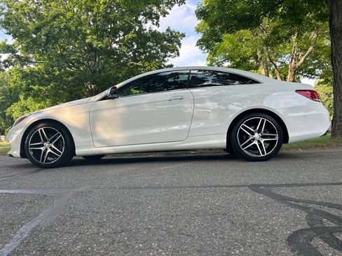 Used 2017 Mercedes-Benz E 400 4MATIC Coupe image 30